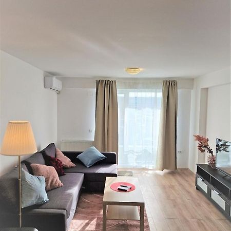 Star Airport Residence オトペニ エクステリア 写真